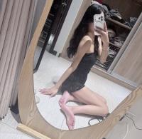 667704877: Chica busca chico en Barcelona