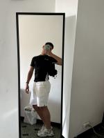 658755101: Chico busca chica en Sevilla