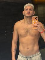 627730526: Chico busca chica en Barcelona