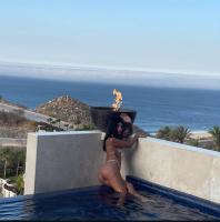 624421641: Chica busca chico en Madrid