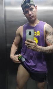 Chico busca chica en Valencia: 