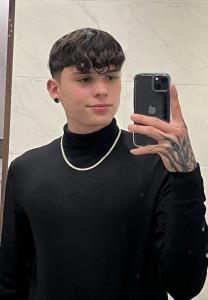 604854296: Chico busca chica en Madrid