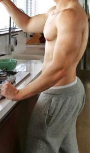 645638393: Chico busca chica en Sevilla