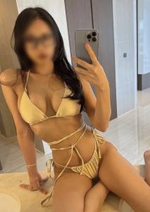 Chica busca chico en Málaga: Chica busca chico