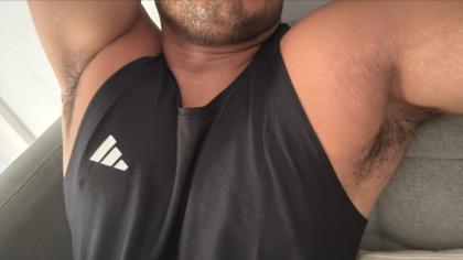 610338987: Chico busca chica en Valencia