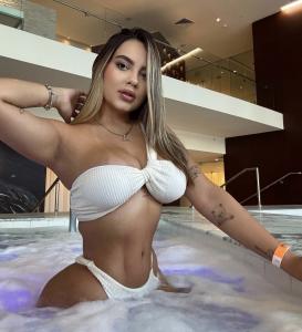 603411048: Chica busca chico en Gerona