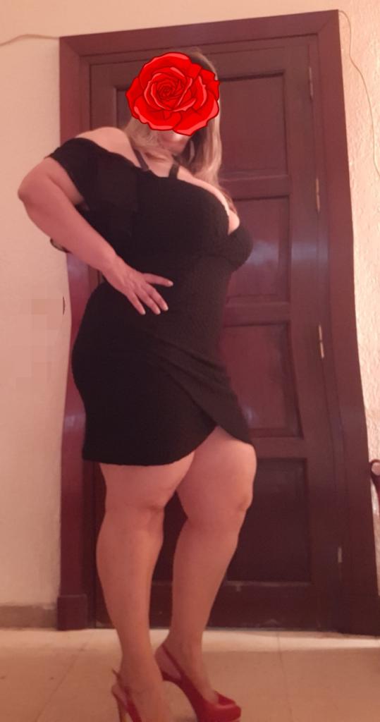 Chica busca chico en Cádiz: Chica busca chico