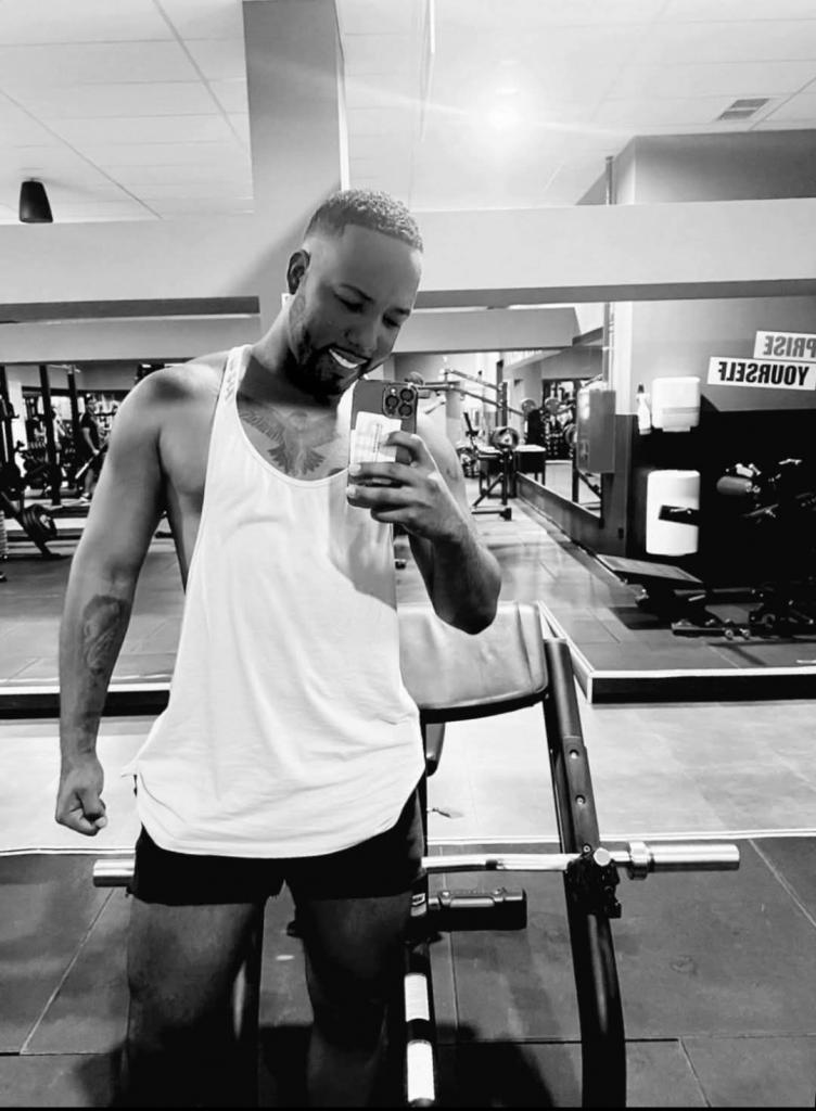 Chico busca chica en Las Palmas: 