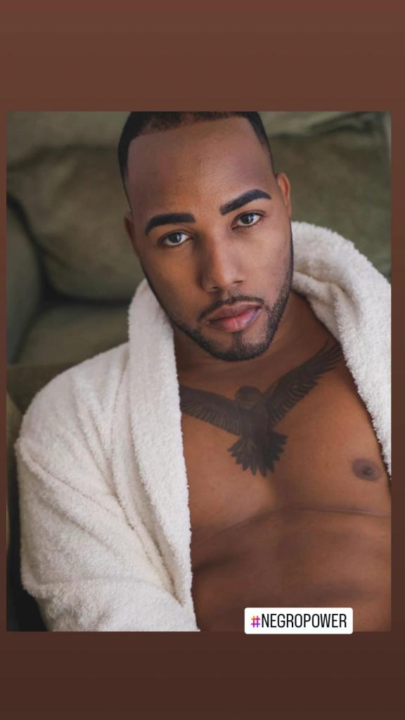 Chico busca chica en Las Palmas: 