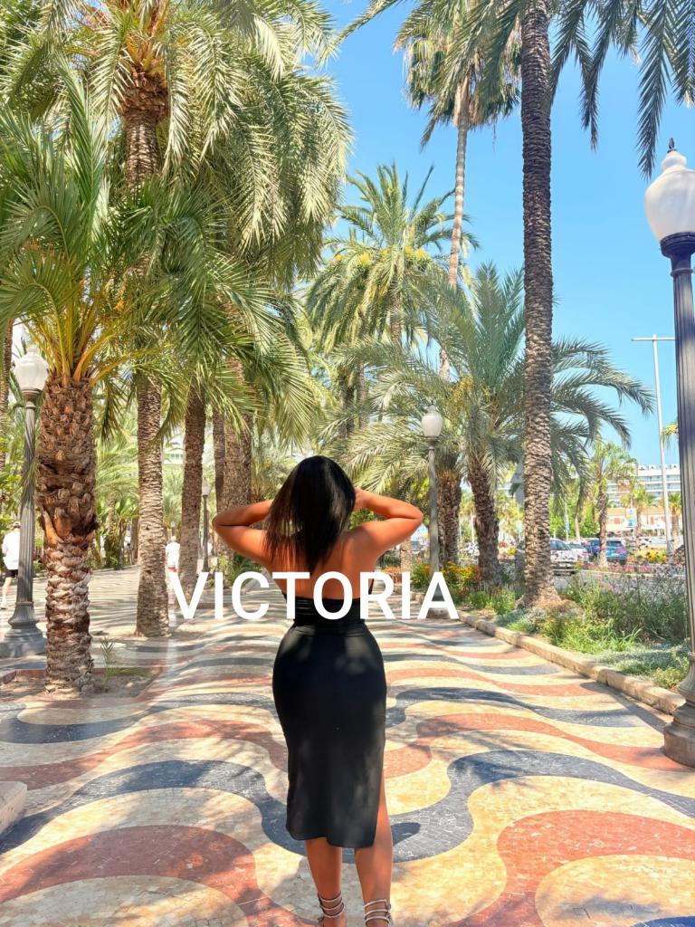 Chica busca chico en Almería: 