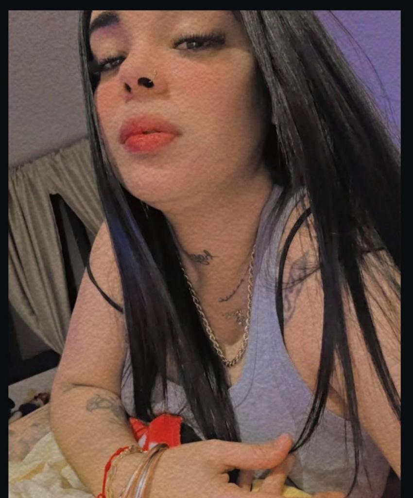 Chica busca chico en Almería: 