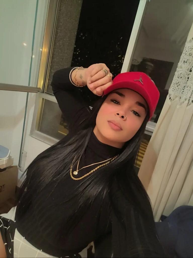 Chica busca chico en Almería: 