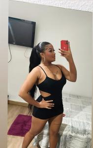 634999415: Chica busca chico en Valencia