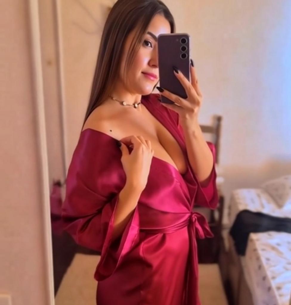 Chica busca chico en La Coruña: 