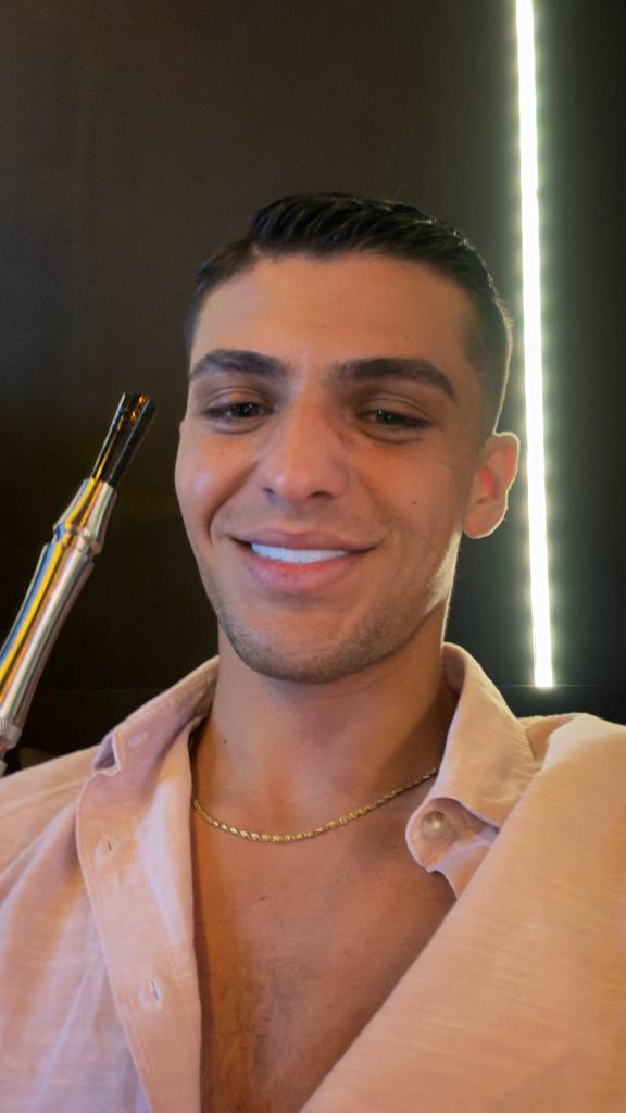 Chico busca chica en Málaga: 