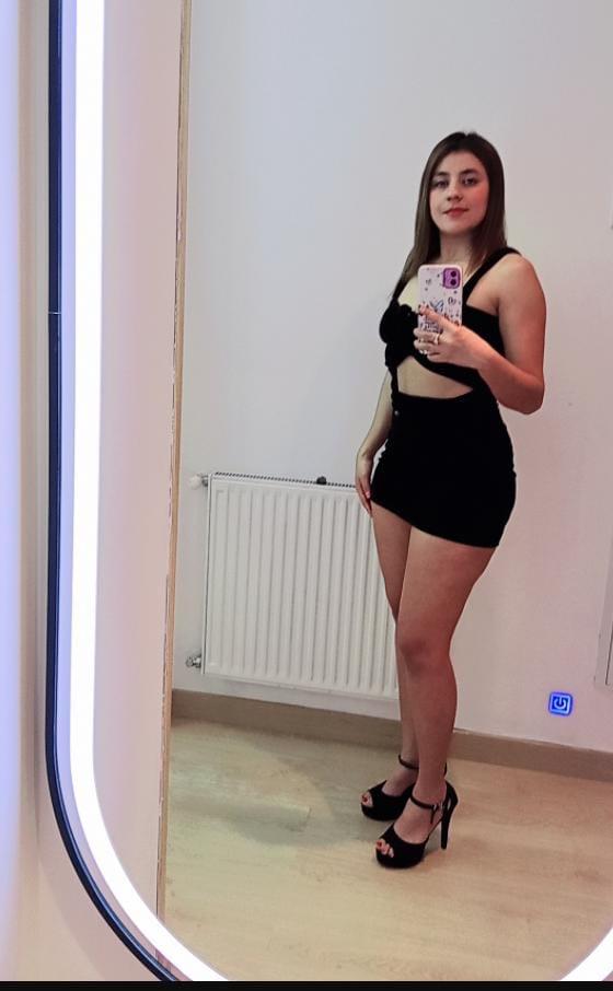 667602221: Chica busca chico en Madrid