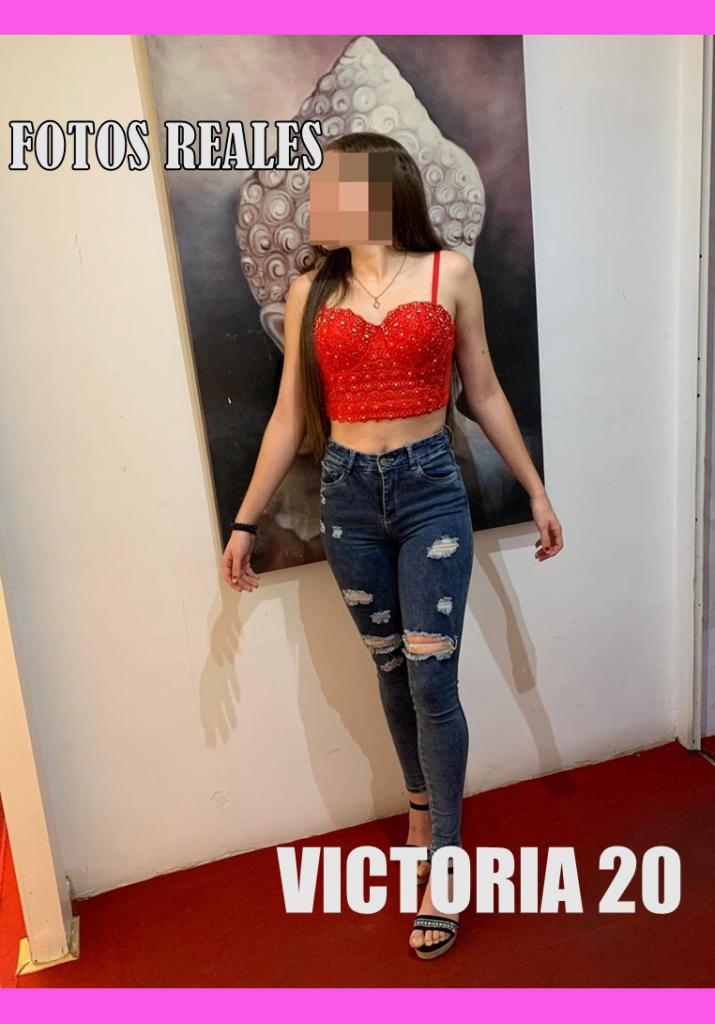 641192584: Chica busca chico en La Coruña