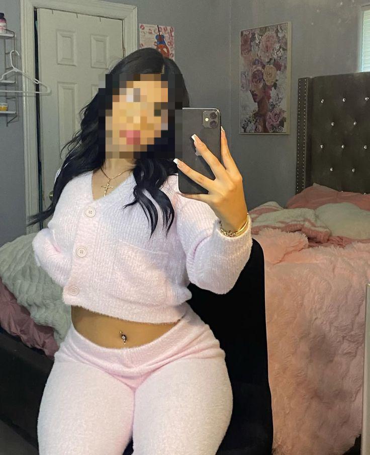 Chica busca chico en Ibiza: 