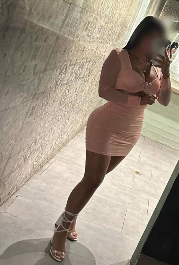 Chica busca chico en Barcelona: 