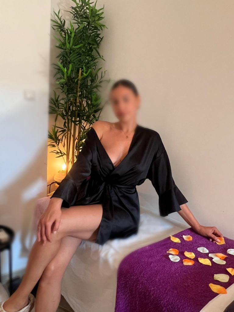637126735: Chica busca chico en Zaragoza