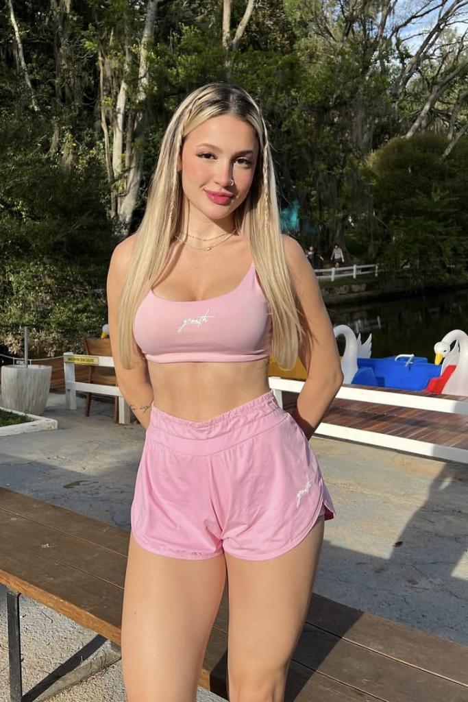 613469859: Chica busca chico en Alicante