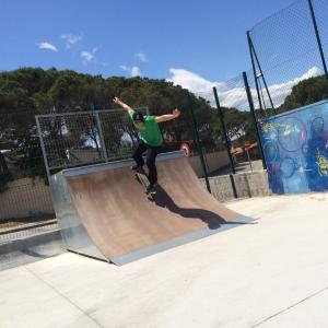 632964351: Chico busca chica en Barcelona