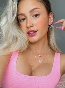 613469859: Chica busca chico en Alicante