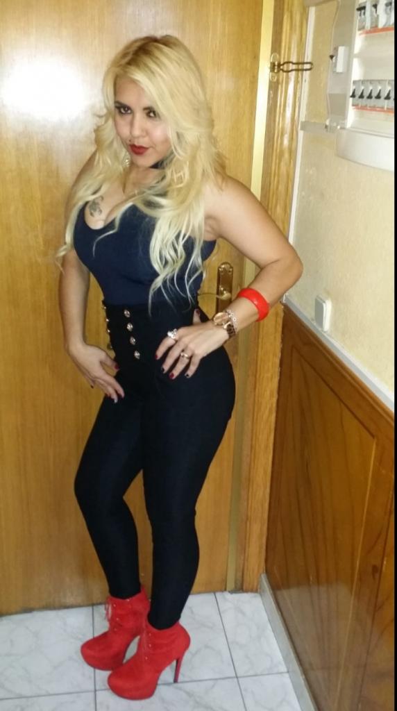611242688: Chica busca chico en Madrid