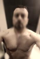 744731258: Chico busca chica en Pontevedra