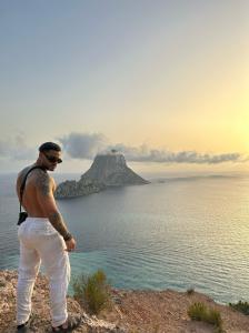 698607503: Chico busca chica en Mallorca