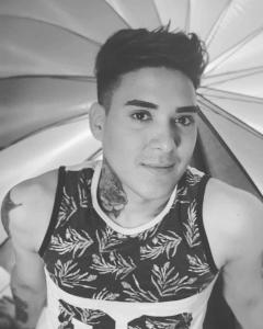 666635993: Chico busca chica en Toledo