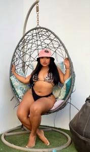 613757855: Chica busca chico en Madrid