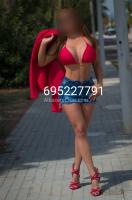 695227791: Chica busca chico en Almería