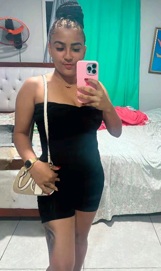 631832458: Chica busca chico en León