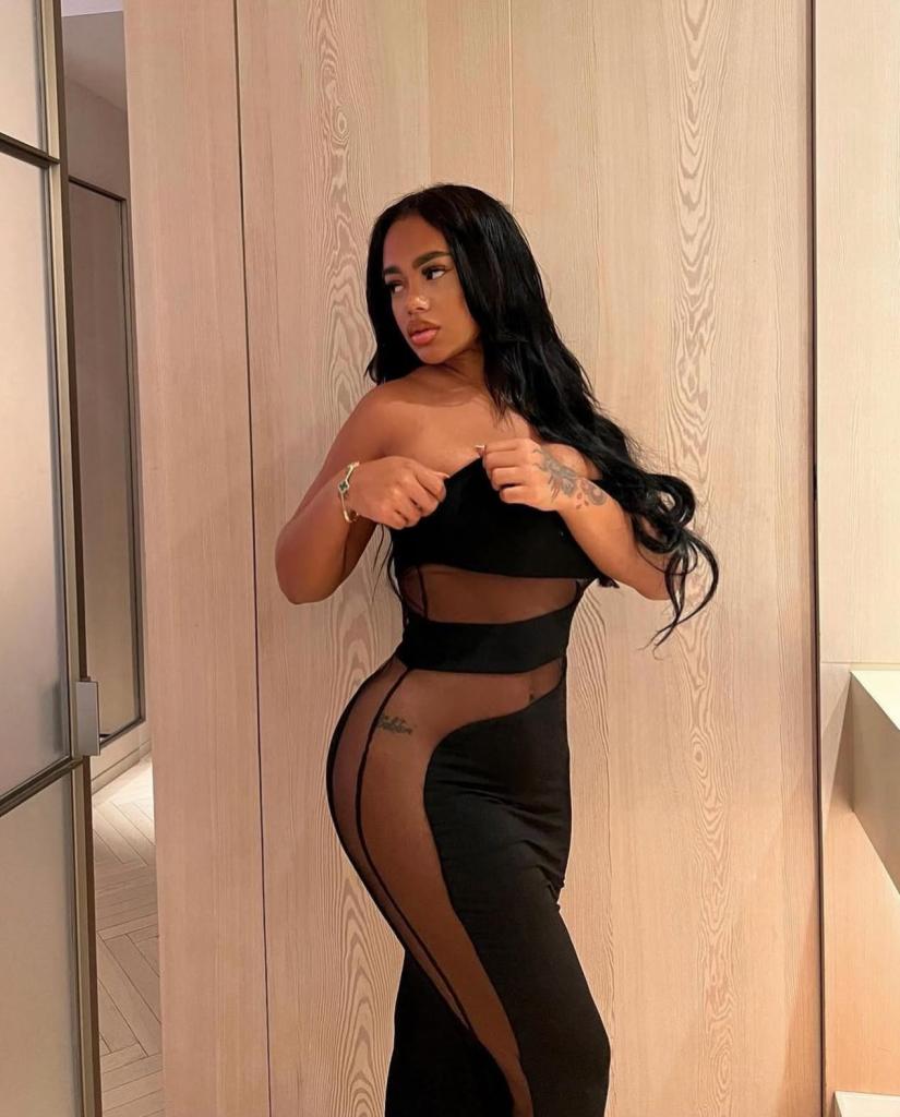 631743611: Chica busca chico en Huelva