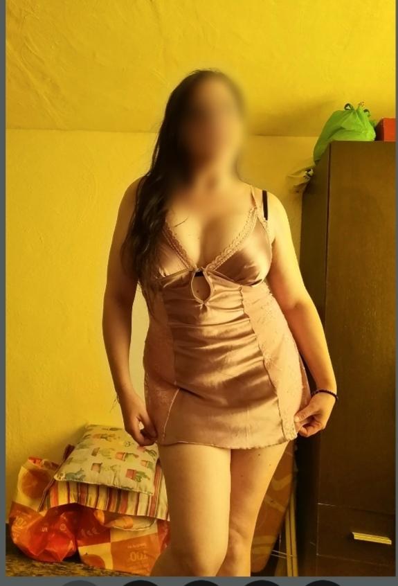 697760267: Chica busca chico en Albacete