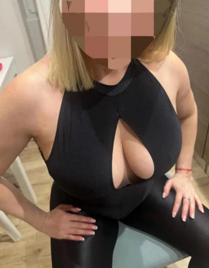 Chica busca chico en La Coruña: 