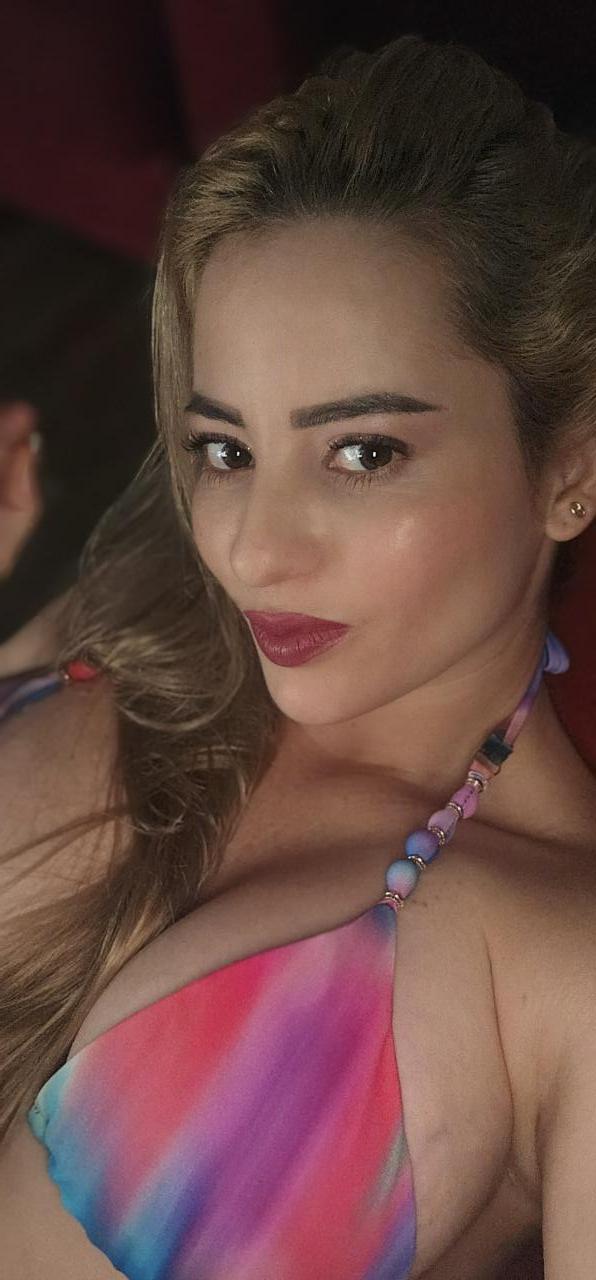 Chica busca chico en Tenerife: 