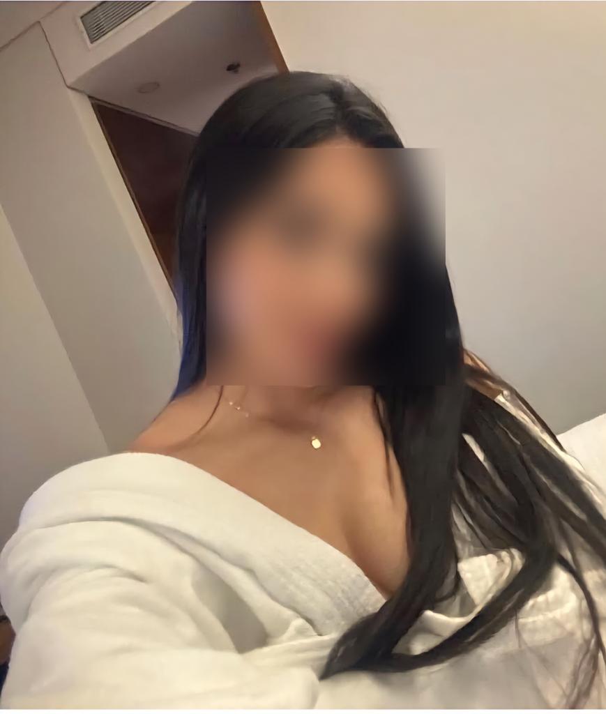 656869517: Chica busca chico en Tarragona