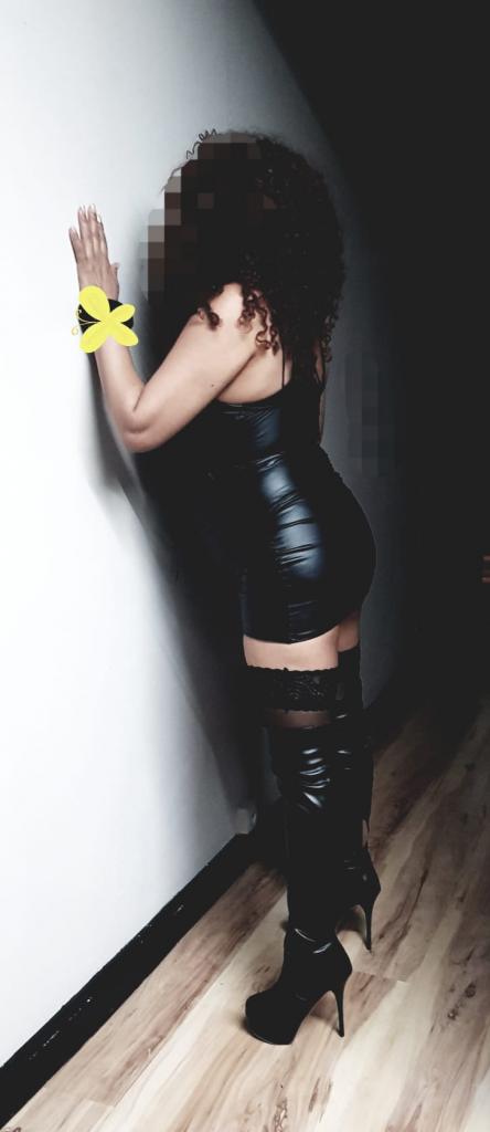 Chica busca chico en Barcelona: 