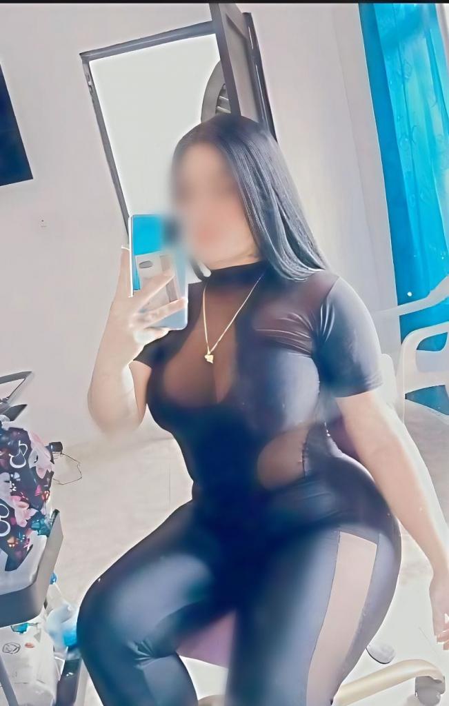 603478919: Chica busca chico en Sevilla