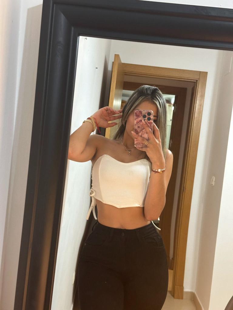 Chica busca chico en Cádiz: 