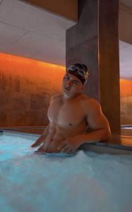 614076065: Chico busca chica en Navarra