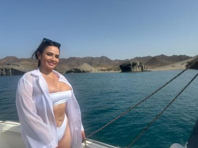 664489169: Chica busca chico en Ceuta