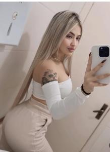 664386705: Chica busca chico en Cádiz