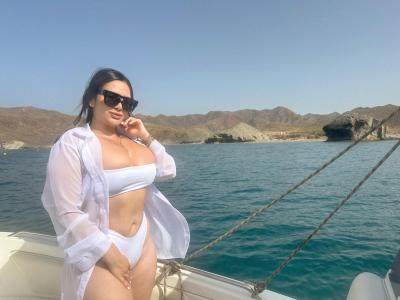 664489169: Chica busca chico en Ceuta