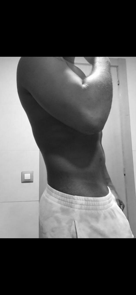 Chico busca chica en Las Palmas: 