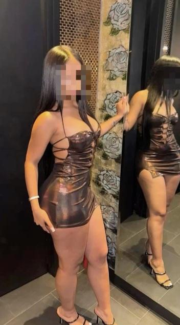 Chica busca chico en Ibiza: 