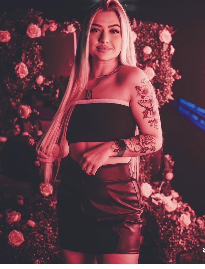 664386705: Chica busca chico en Cádiz