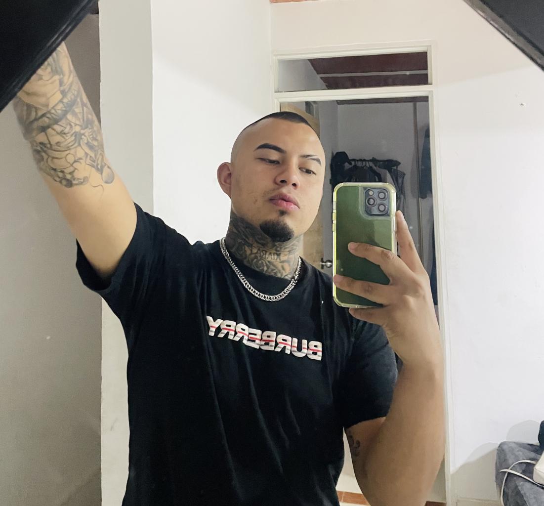 Chico busca chica en Barcelona: 